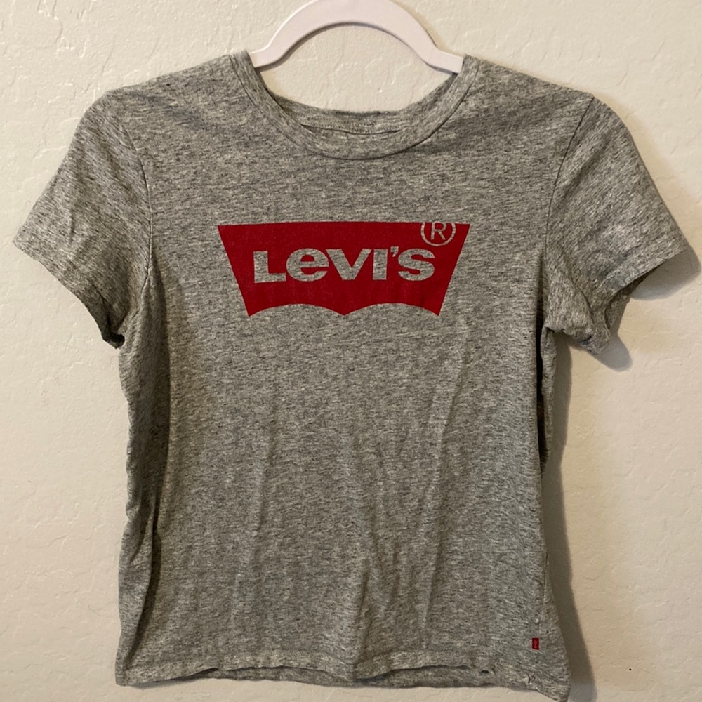 Levi’s T-shirt